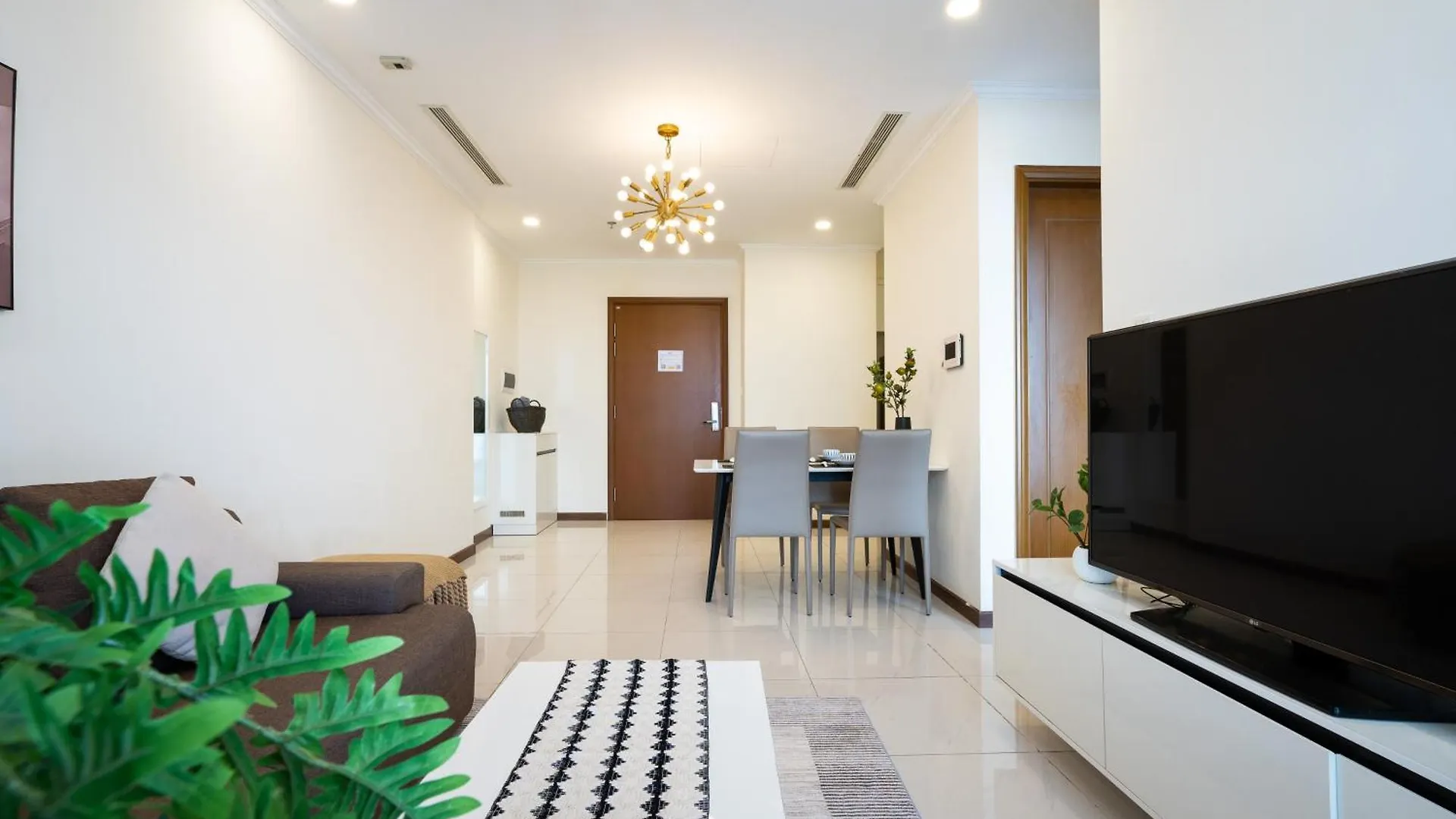 Allen Luxury Apartment - Vinhomes Central Park Ho Chi Minh City Vietnam