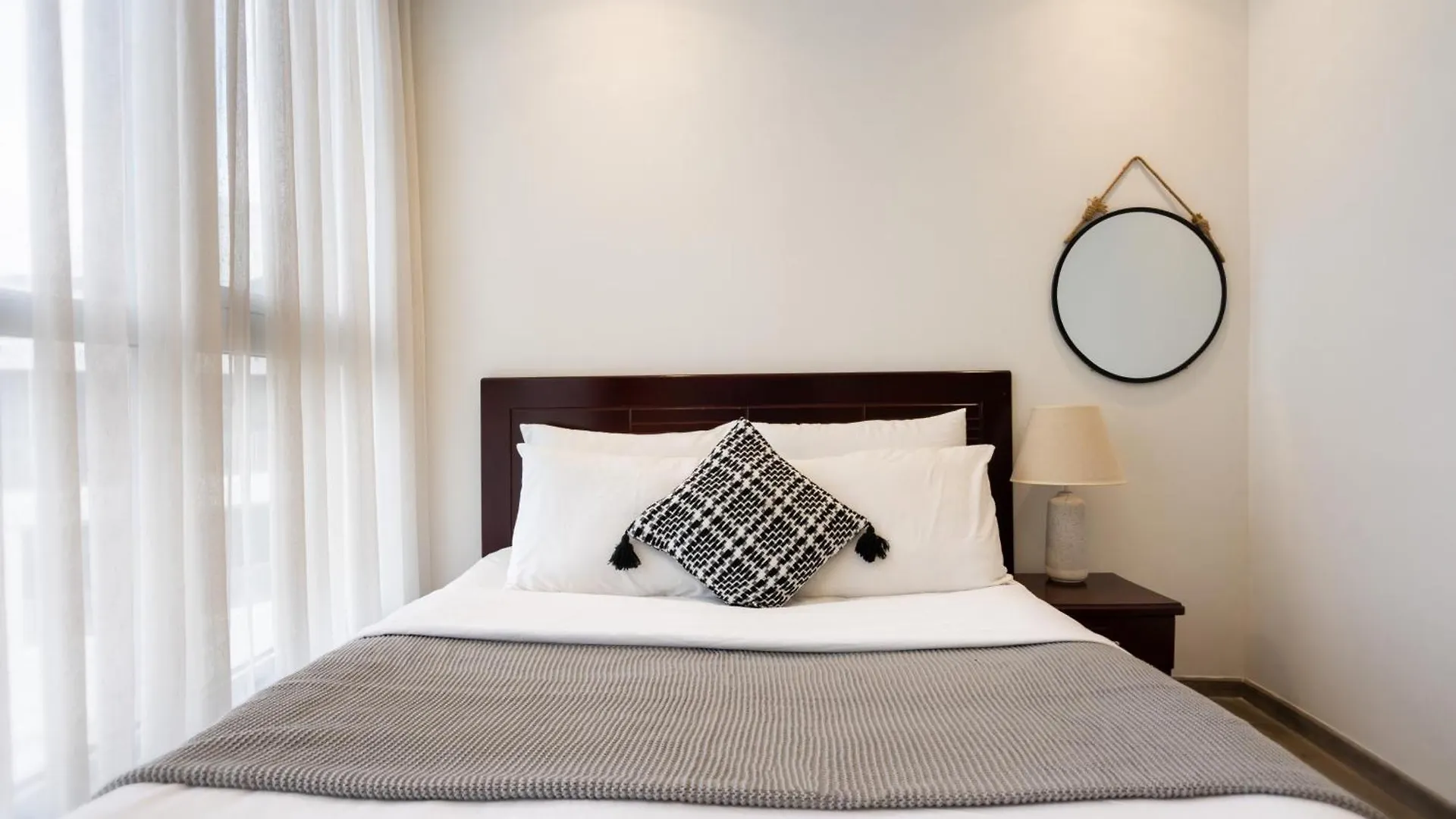 Allen Luxury Apartment - Vinhomes Central Park Ho Chi Minh City