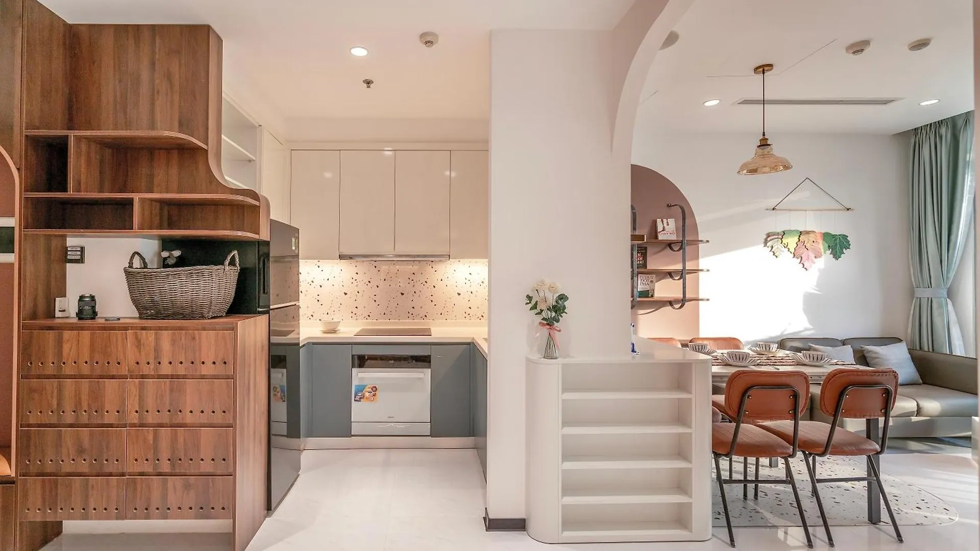 Allen Luxury Apartment - Vinhomes Central Park Ho Chi Minh City
