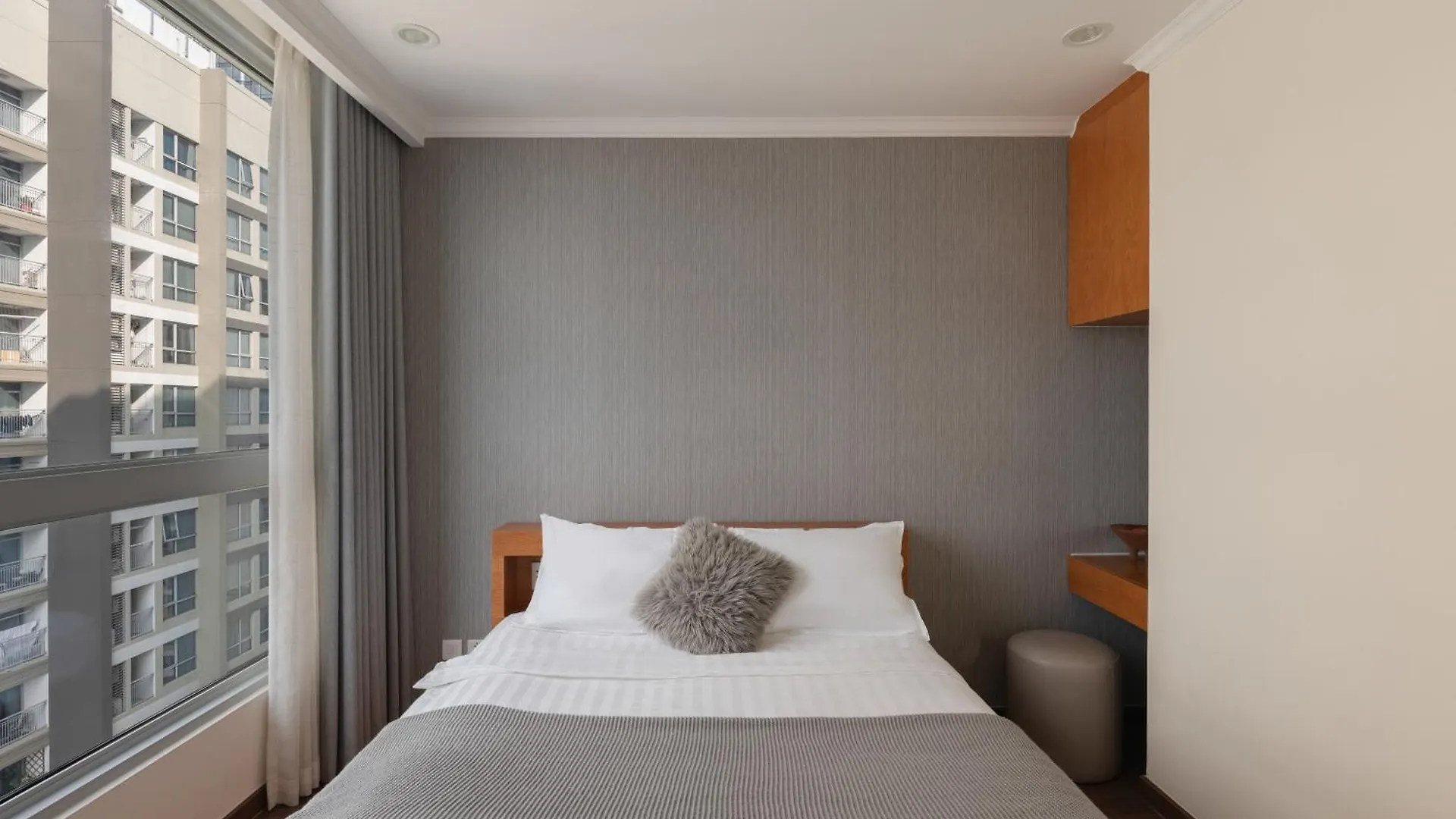 Allen Luxury Apartment - Vinhomes Central Park Ho Chi Minh City