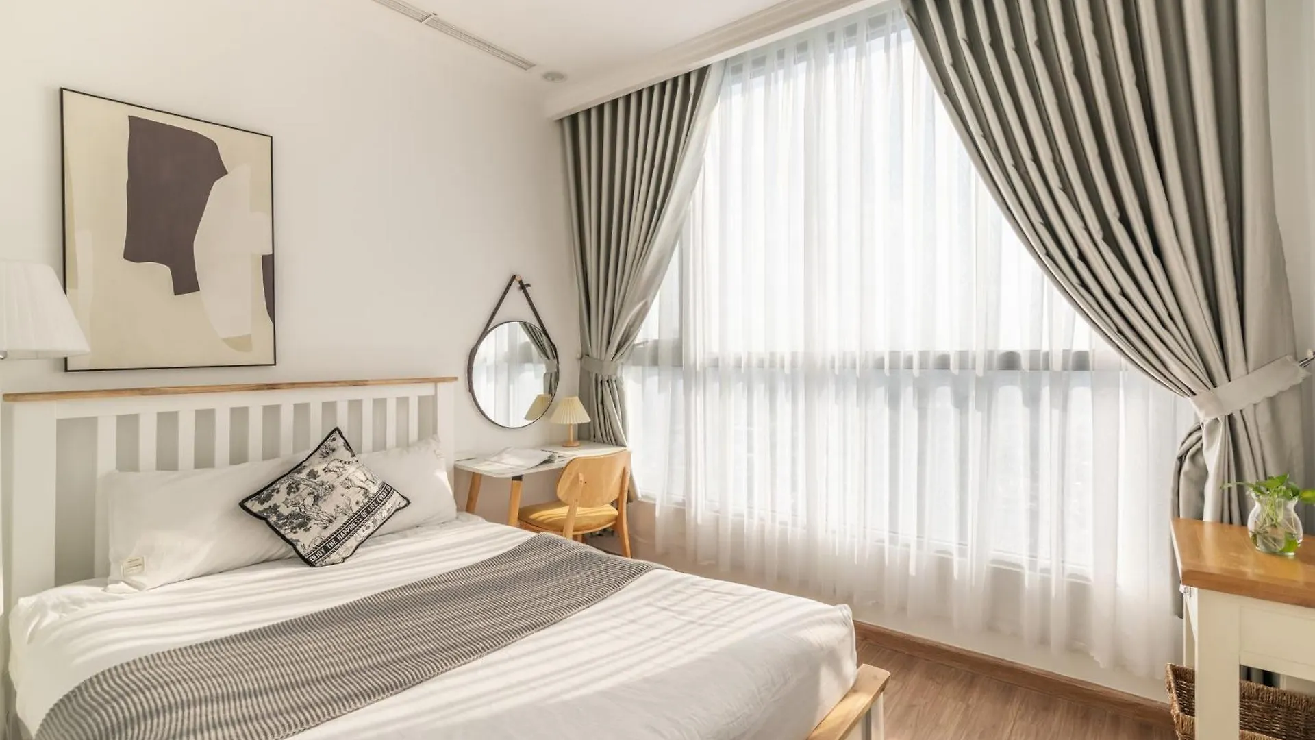 Allen Luxury Apartment - Vinhomes Central Park Ho Chi Minh City