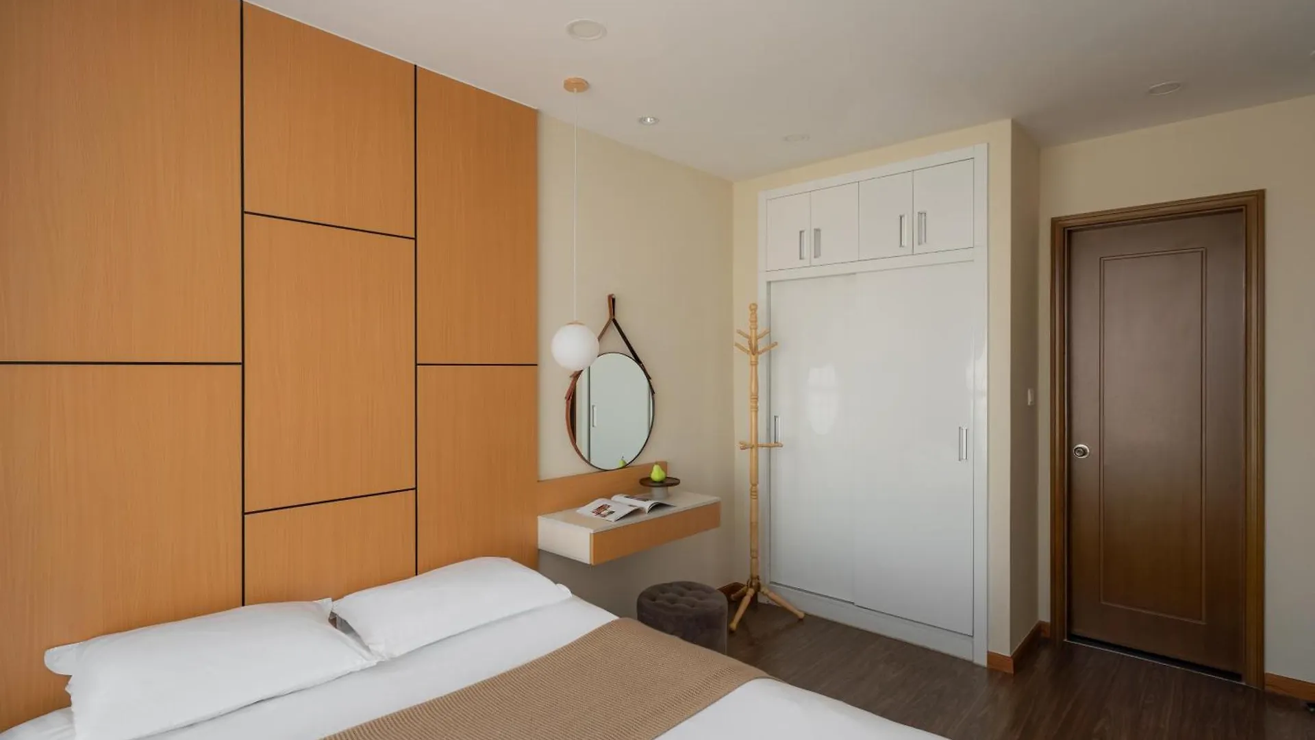 Allen Luxury Apartment - Vinhomes Central Park Ho Chi Minh City Vietnam