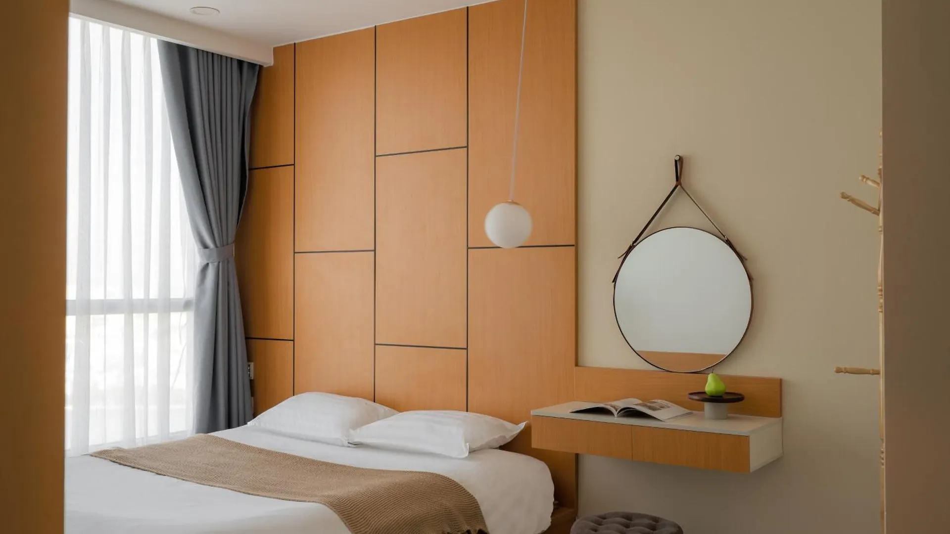 Allen Luxury Apartment - Vinhomes Central Park Ho Chi Minh City 0*,  Vietnam