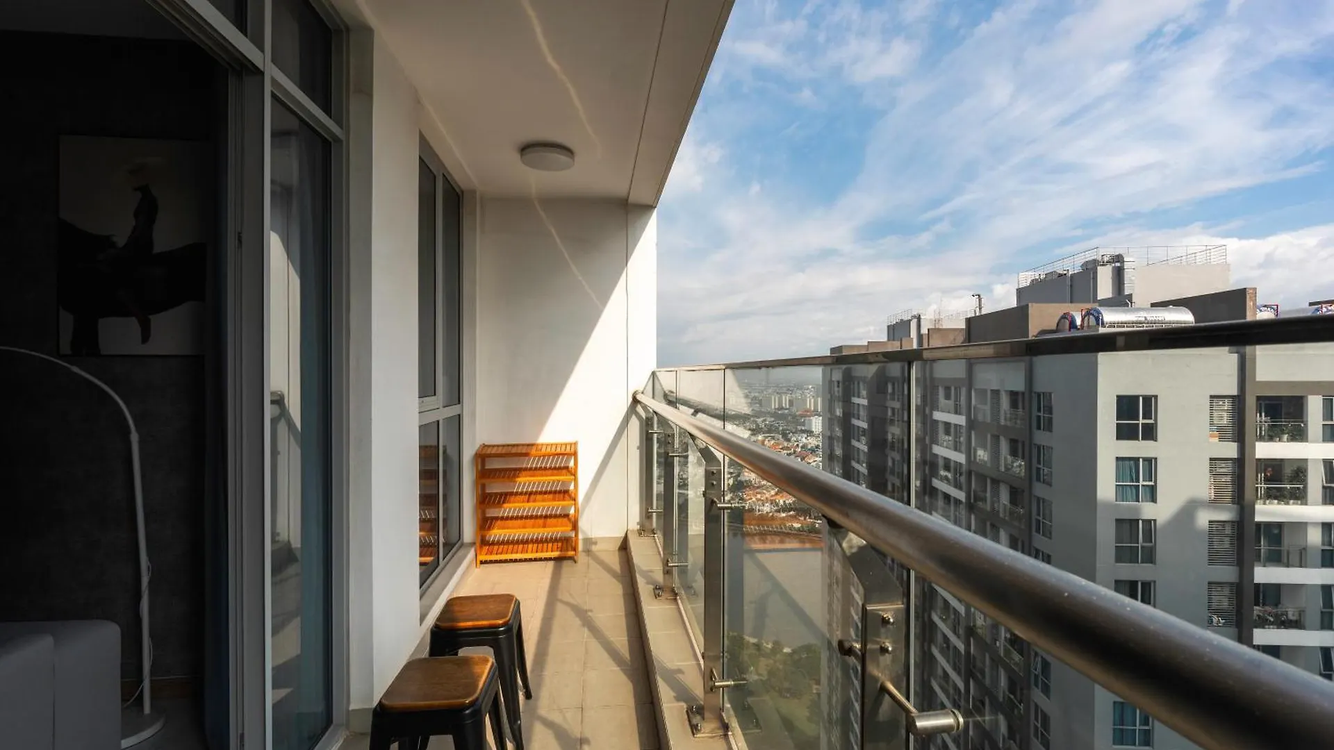 Allen Luxury Apartment - Vinhomes Central Park Ho Chi Minh City Vietnam