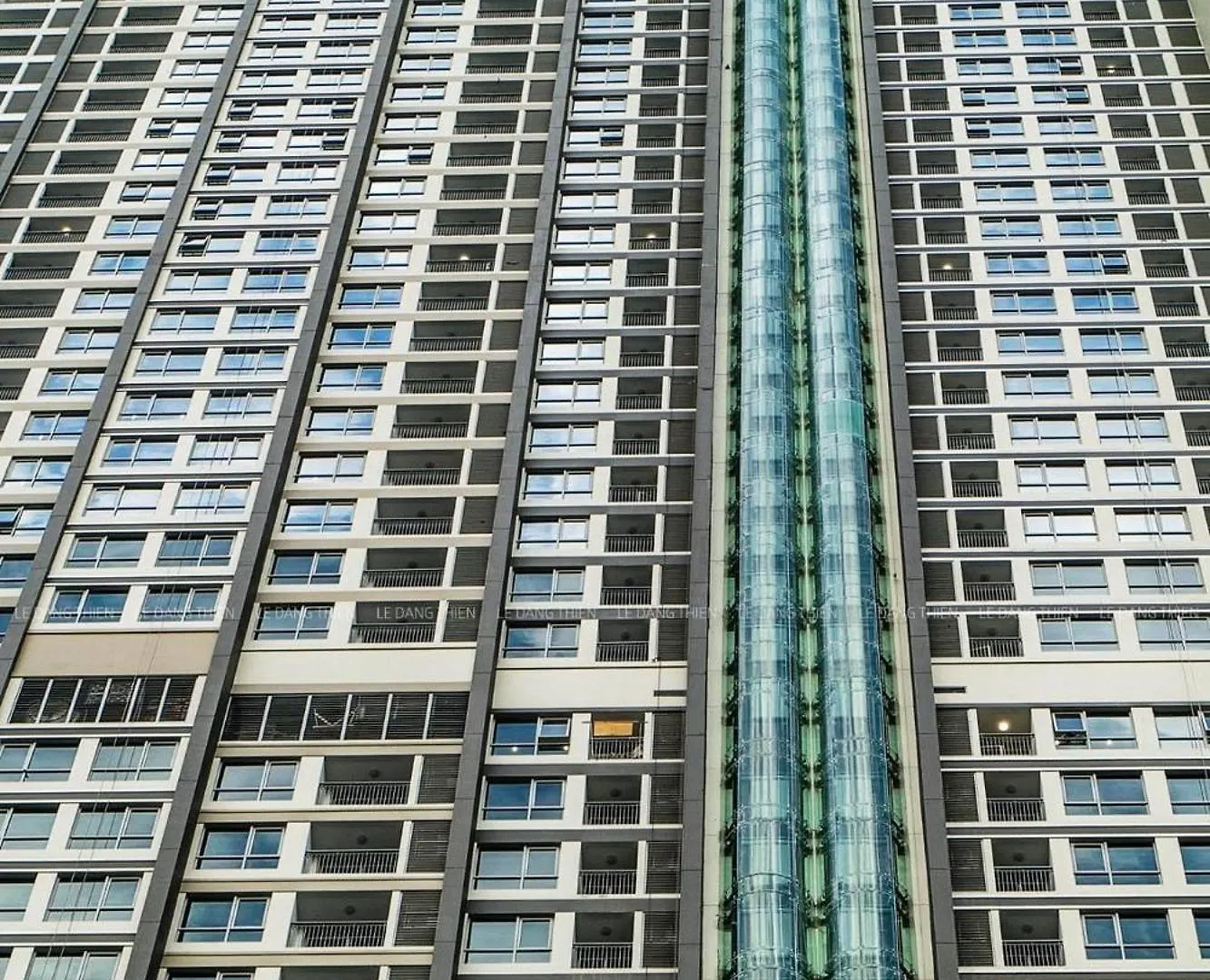 Allen Luxury Apartment - Vinhomes Central Park Ho Chi Minh City