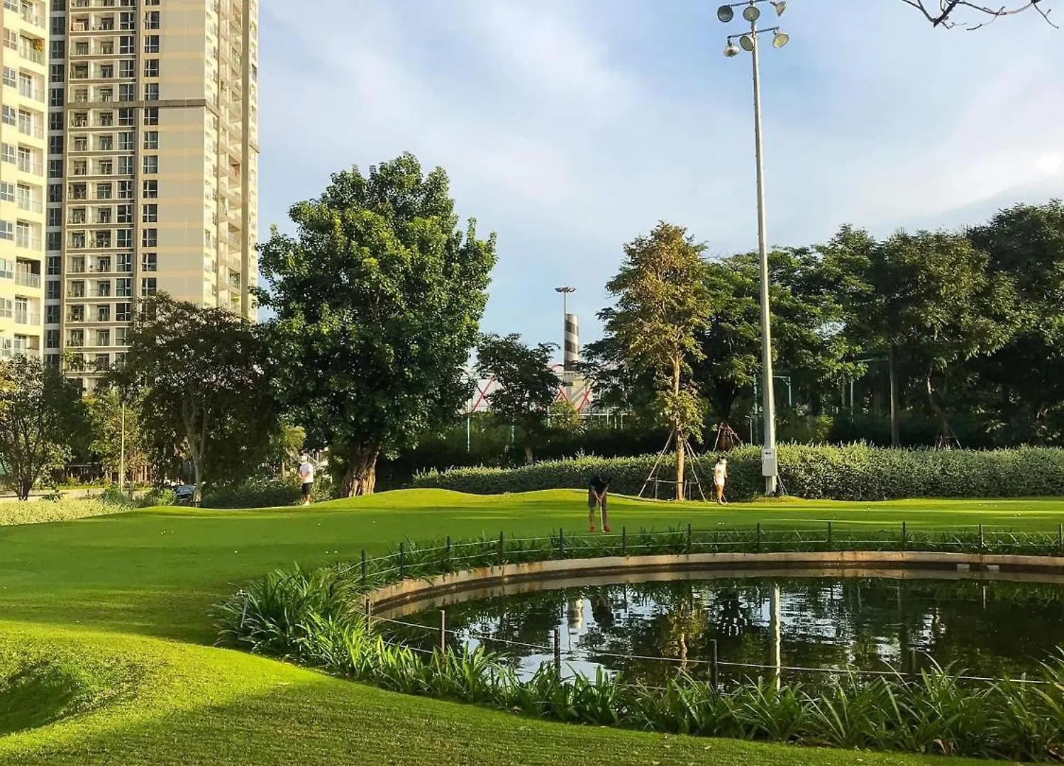 Allen Luxury Apartment - Vinhomes Central Park Ho Chi Minh City