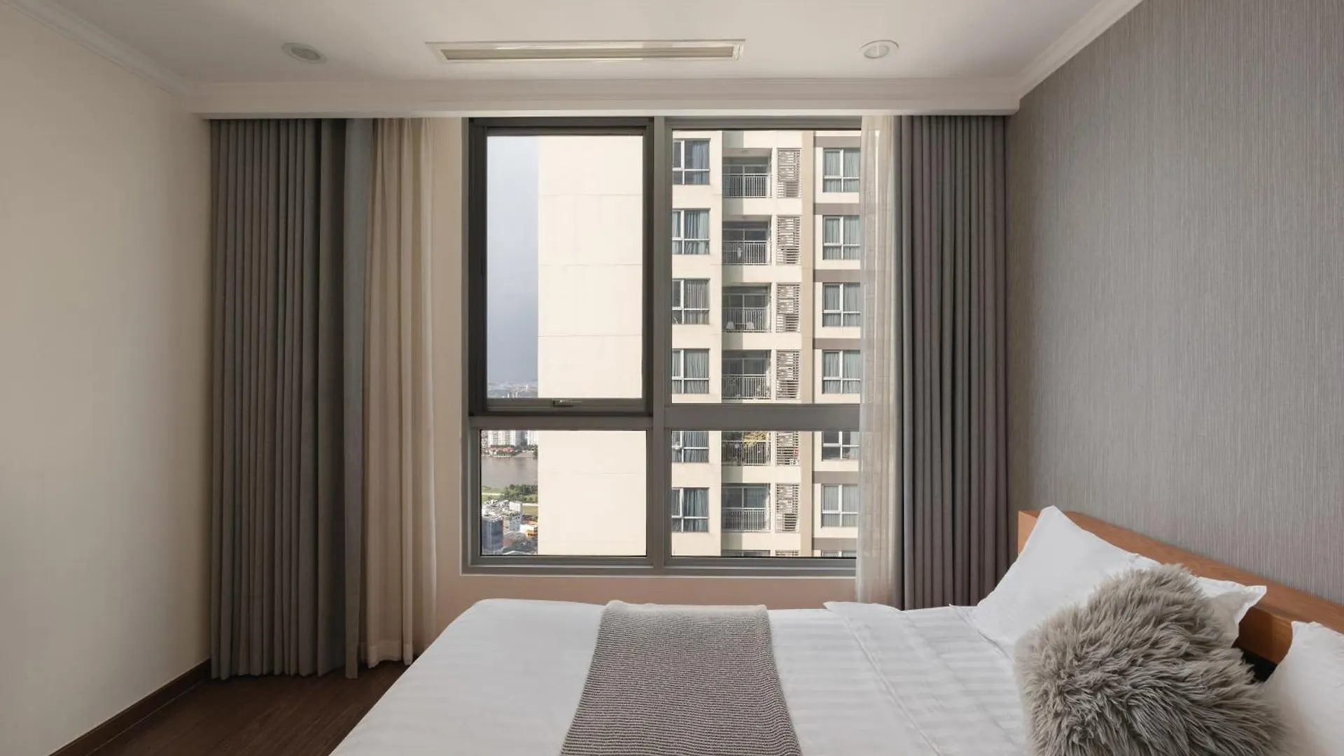 Allen Luxury Apartment - Vinhomes Central Park Ho Chi Minh City Vietnam