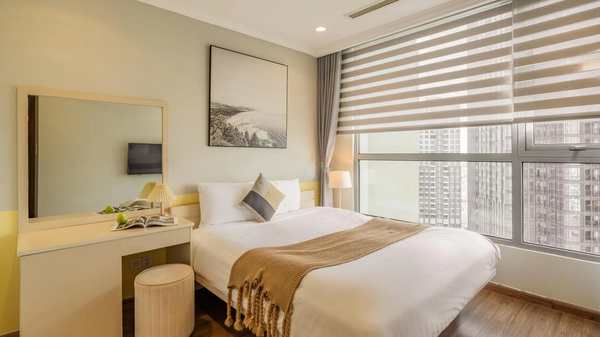 Allen Luxury Apartment - Vinhomes Central Park Ho Chi Minh City