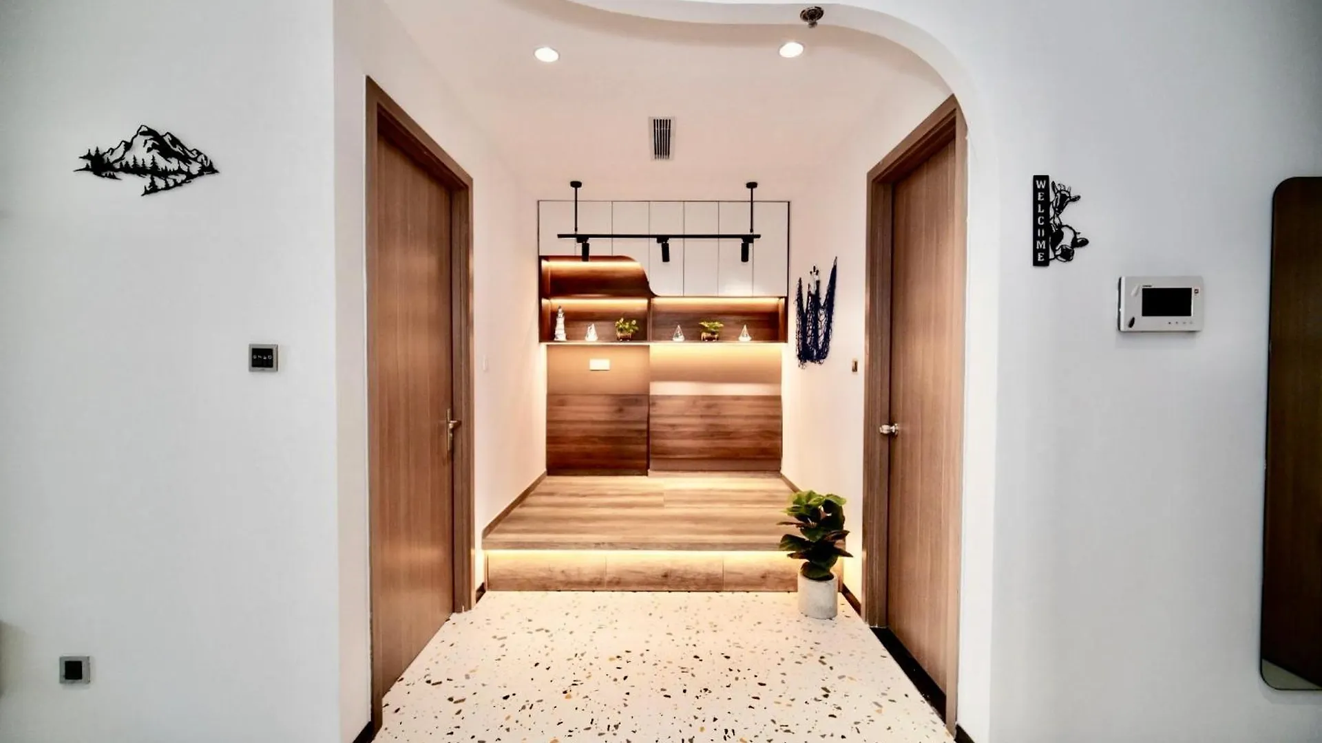 Allen Luxury Apartment - Vinhomes Central Park Ho Chi Minh City 0*,  Vietnam